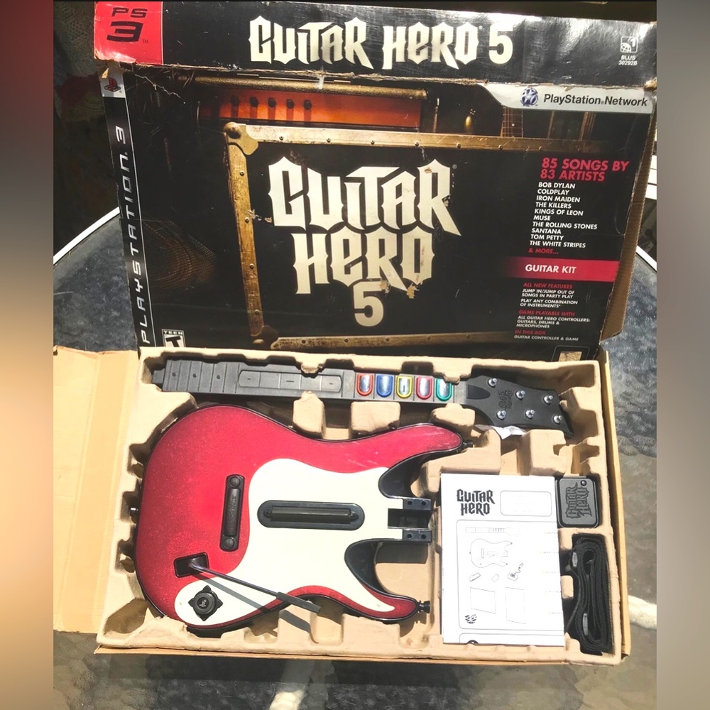 PS3 Playstation 3 Guitar Hero 5 Guitar w/ Strap